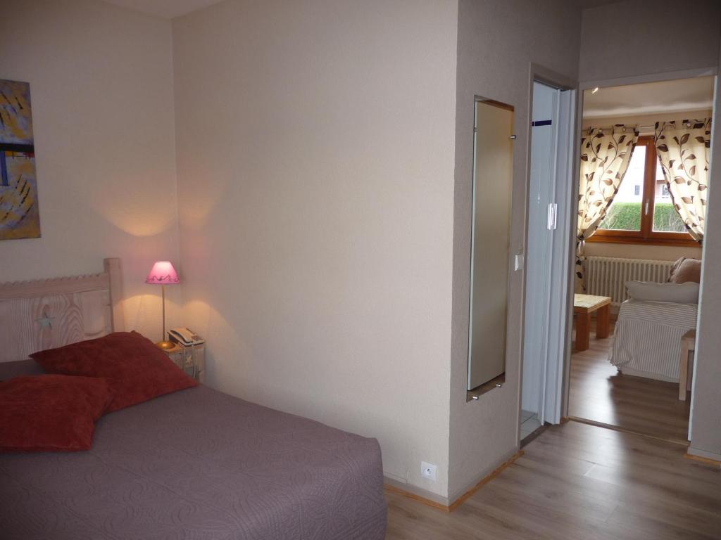Hotel L'Oasis Évian-les-Bains Pokój zdjęcie