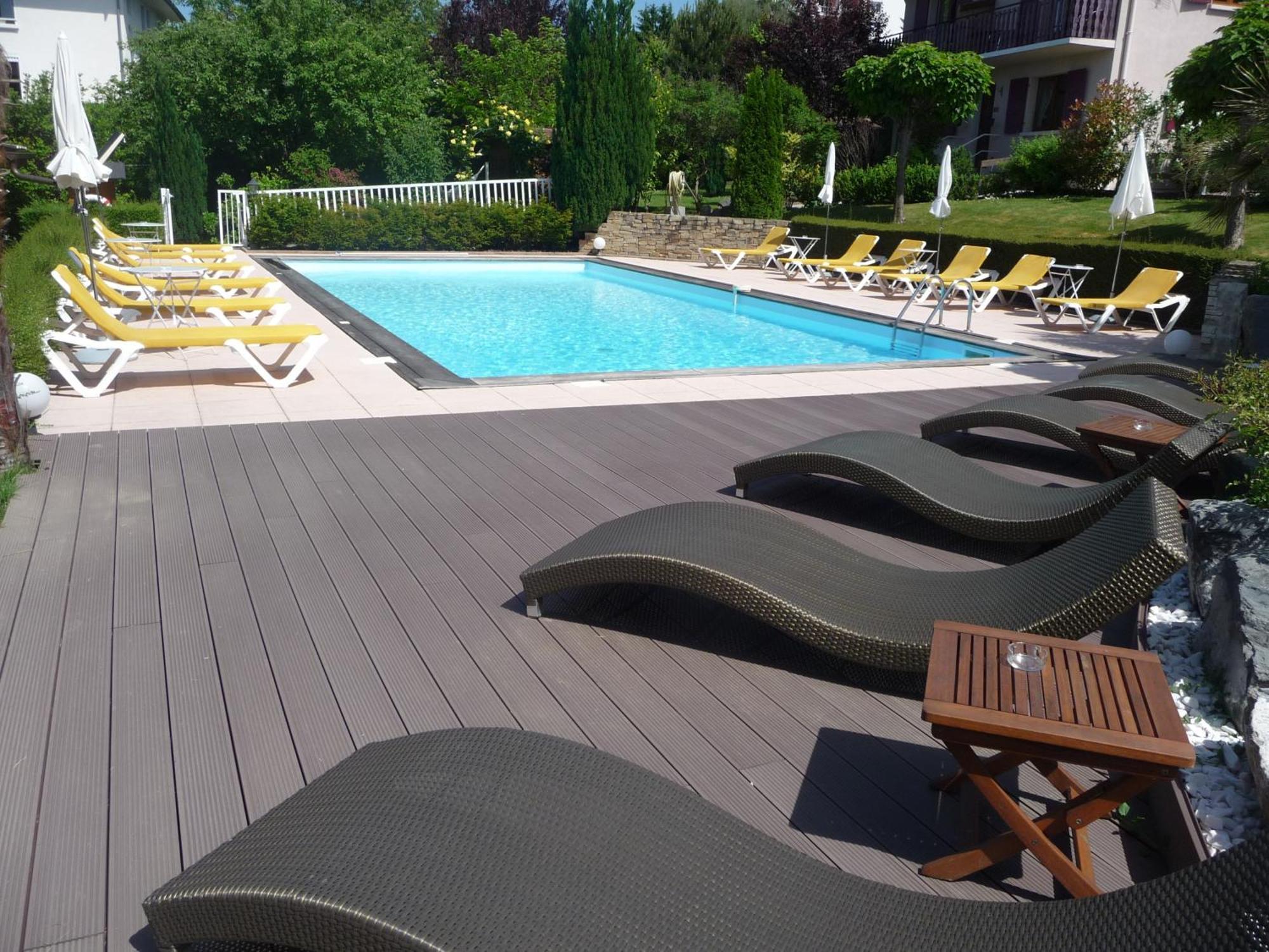 Hotel L'Oasis Évian-les-Bains Zewnętrze zdjęcie