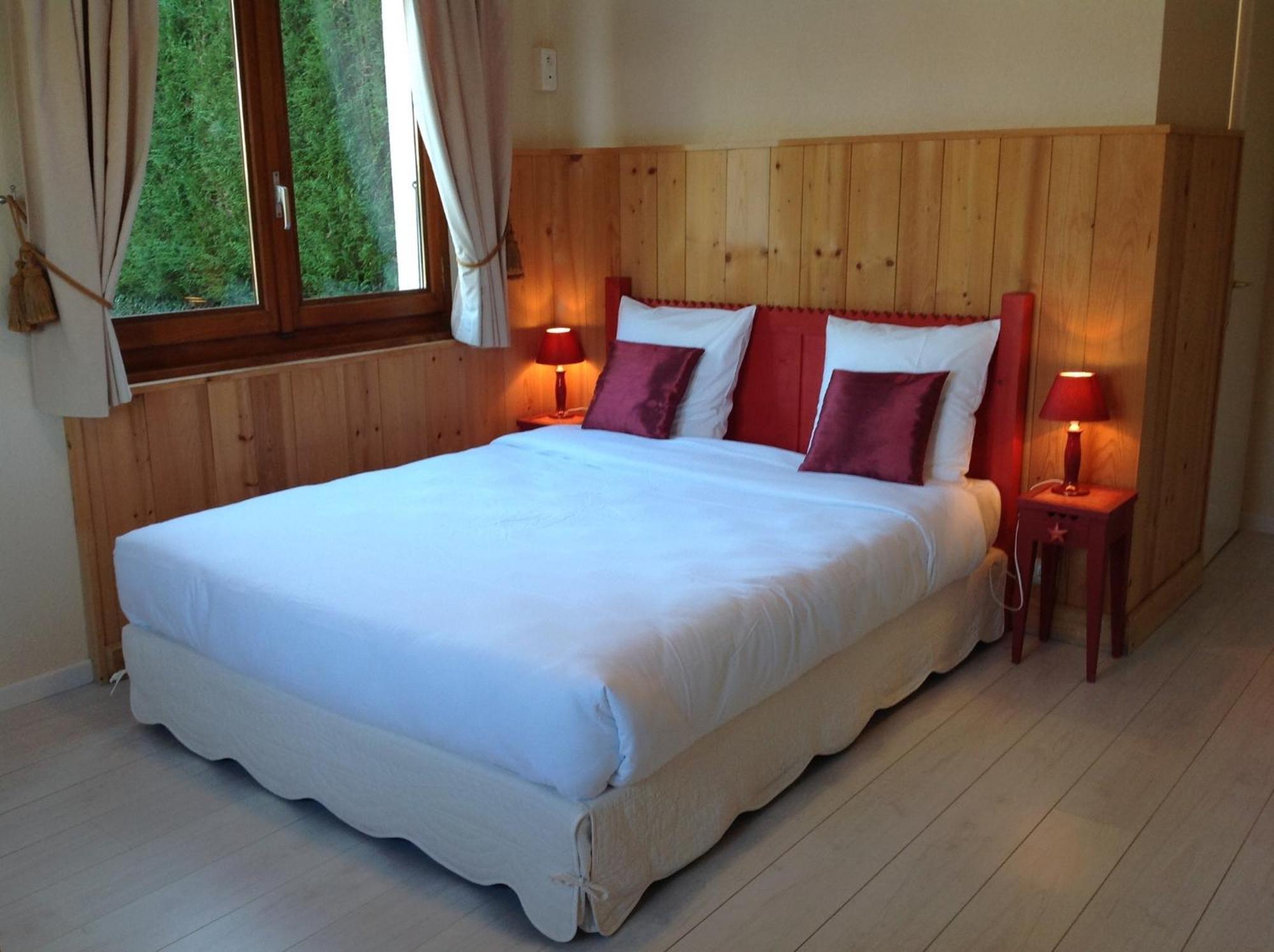 Hotel L'Oasis Évian-les-Bains Pokój zdjęcie