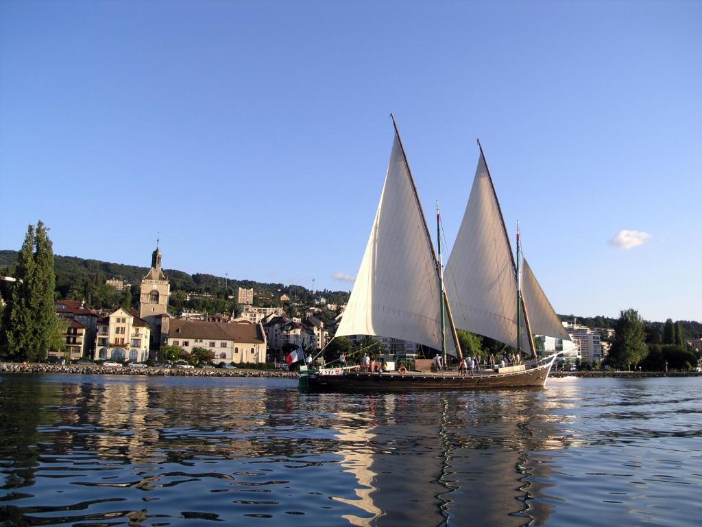 Hotel L'Oasis Évian-les-Bains Zewnętrze zdjęcie